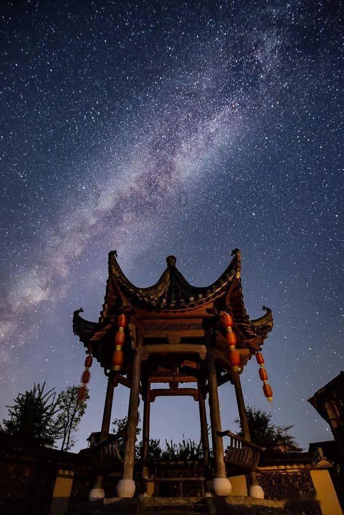 鄂尔多斯供电公司：擦亮服务底色 提亮发展成色